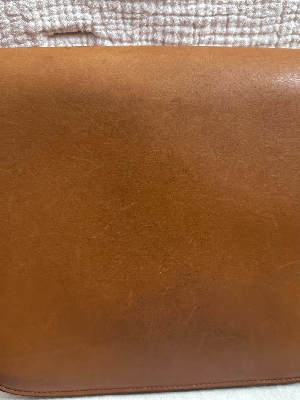 CELINE Phoebe Philo Classic Box Bag in Medium - Color Camel - Picture 16 of 17
